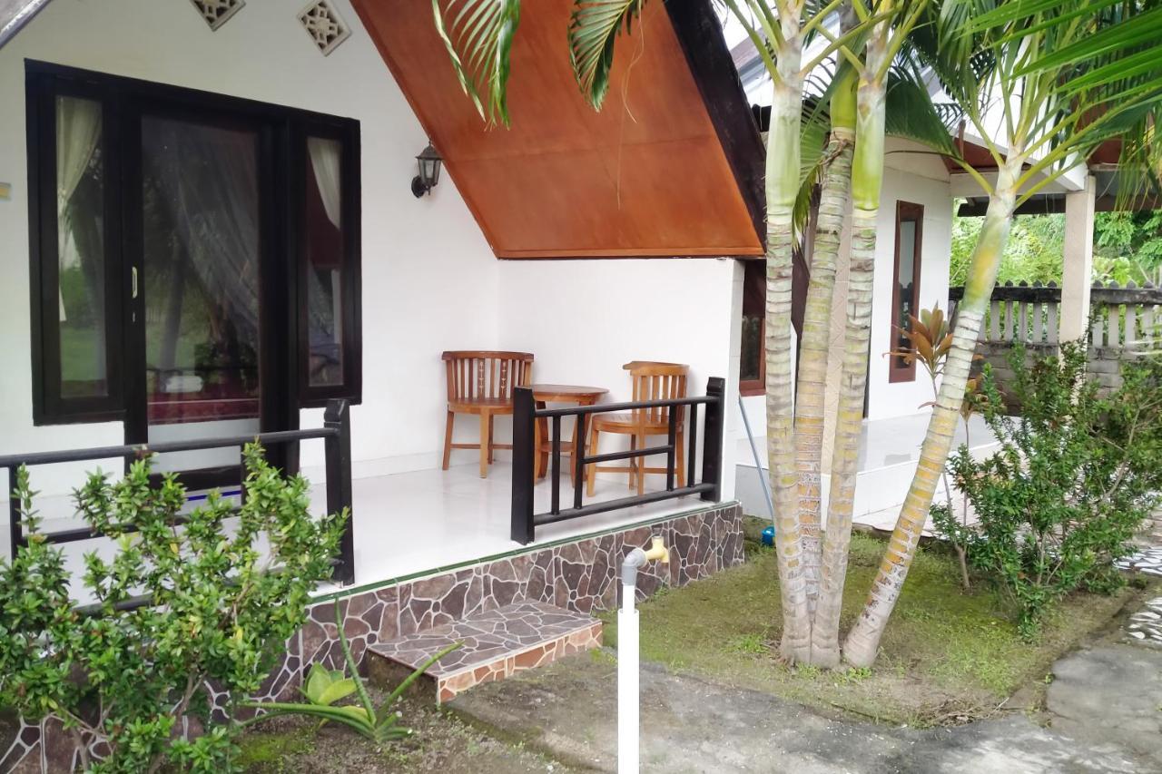 Coconut Gili Meno Hotel Exterior foto
